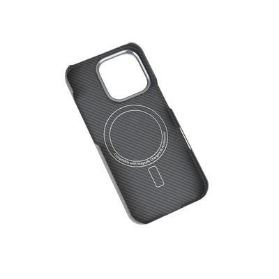 Capa de telefone de fibra de carbono aramida magnética com estrutura de metal personalizada para iPhone 16 Pro