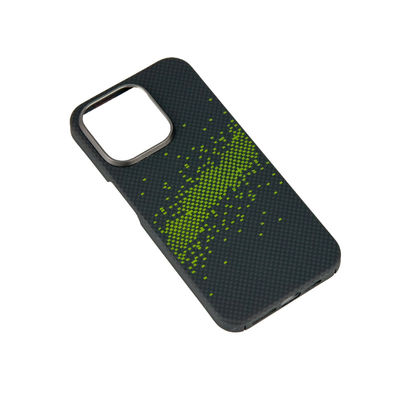 2024 Novo Luxo Personalizado 0.8mm Espessura 16g Peso Aramida Fibra Funda de telefone para iPhone 16 Pro Max