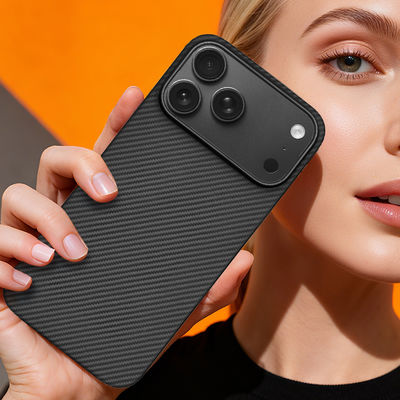Capa de Celular Personalizada de Fibra de Carbono Aramid com Moldura de Metal para iPhone 17 Pro Max
