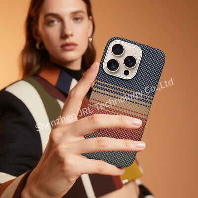 Capa móvel de fibra de carbono super fina para iPhone 17 Pro