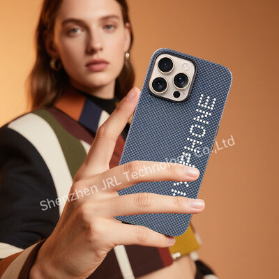 Glow In The Dark Super Light Aramid Fibra de Carbono Capa do celular para iPhone 17 Pro